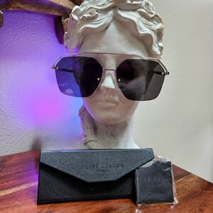 Privé Revaux The One Antique Silver Aviator Sunglasses Black